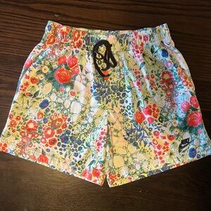 Nike Club mesh athletic shorts